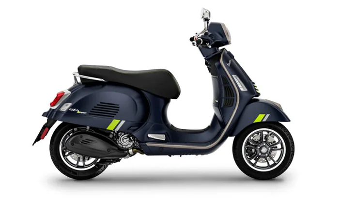 Vespa GTS Super Tech